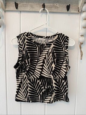 NWT Active USA Black & Cream Tropical Print Sleeveless Tank